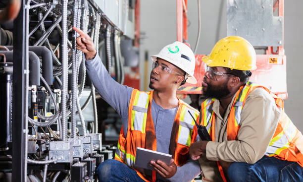 Best Circuit Breaker Repair  in Hauser, ID